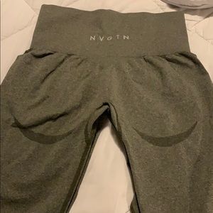 NVGTN contour seamless leggings khaki green